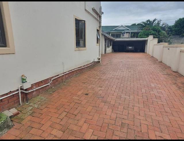 4 BEDROOM HOUSE FOR SALE IN SOMERSET PARK